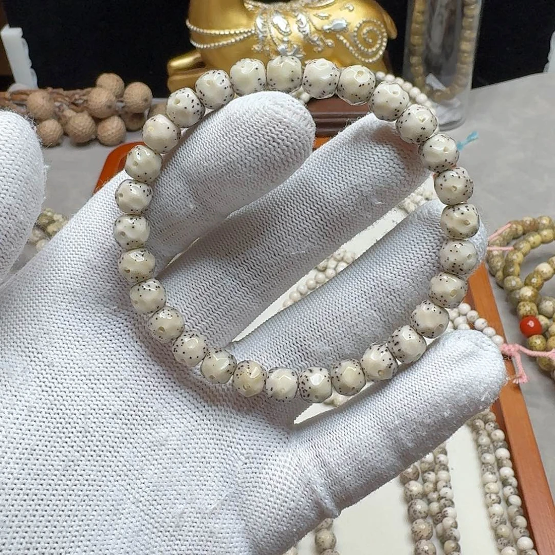 手串星月菩提石玉料7.7无相单圈瓷白玉化料月留白小细星