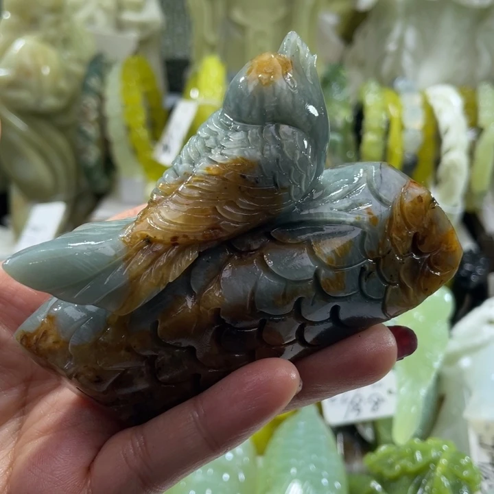 岫玉未镶嵌摆件喜鹊摆件