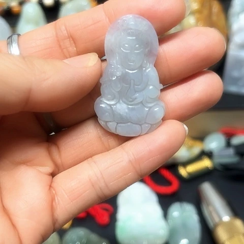 翡翠未镶嵌颈饰挂件
