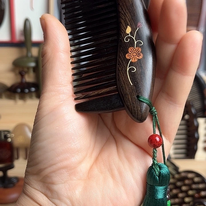 红酸枝木类乌木插齿梳子
