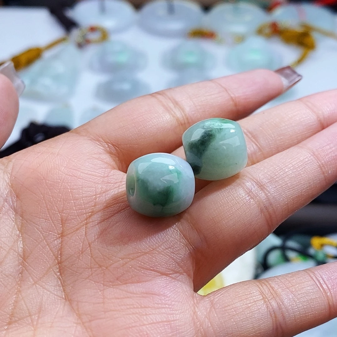 翡翠未镶嵌毛衣链9297