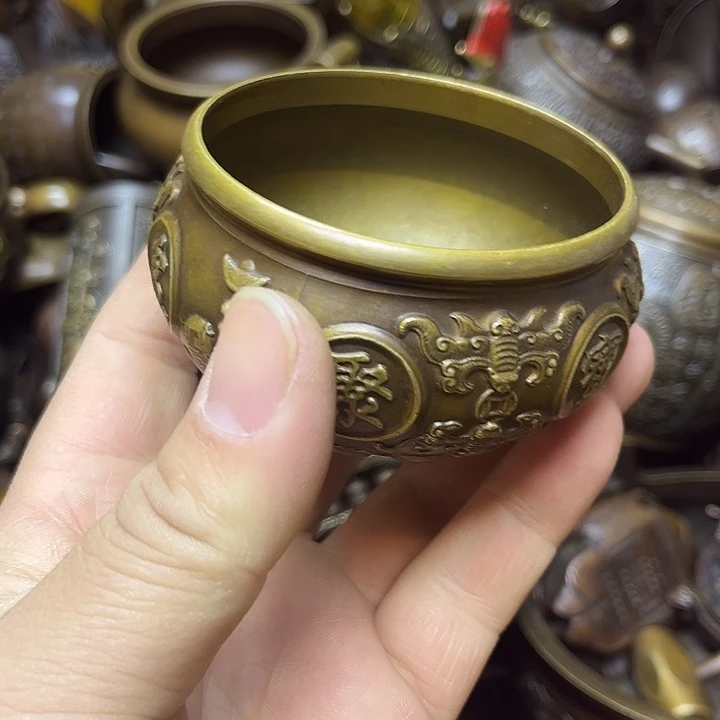 诚信经营精美铜器