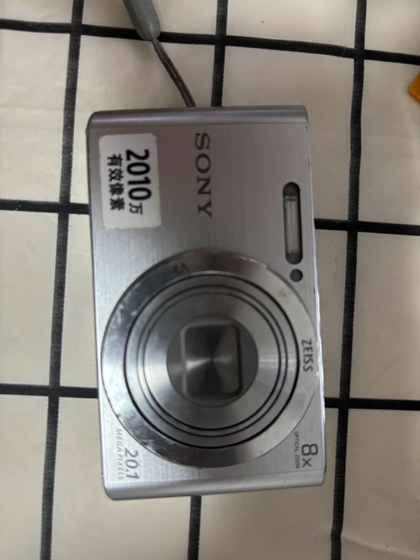 95新  索尼w810 2010万像素 （拍米链接