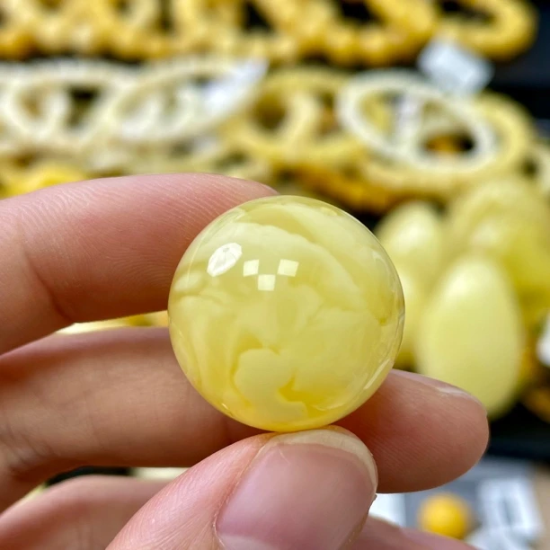 20.8mm金白溶洞妖花 瑕疵福利 亿熙珠宝 天然原矿琥珀蜜蜡