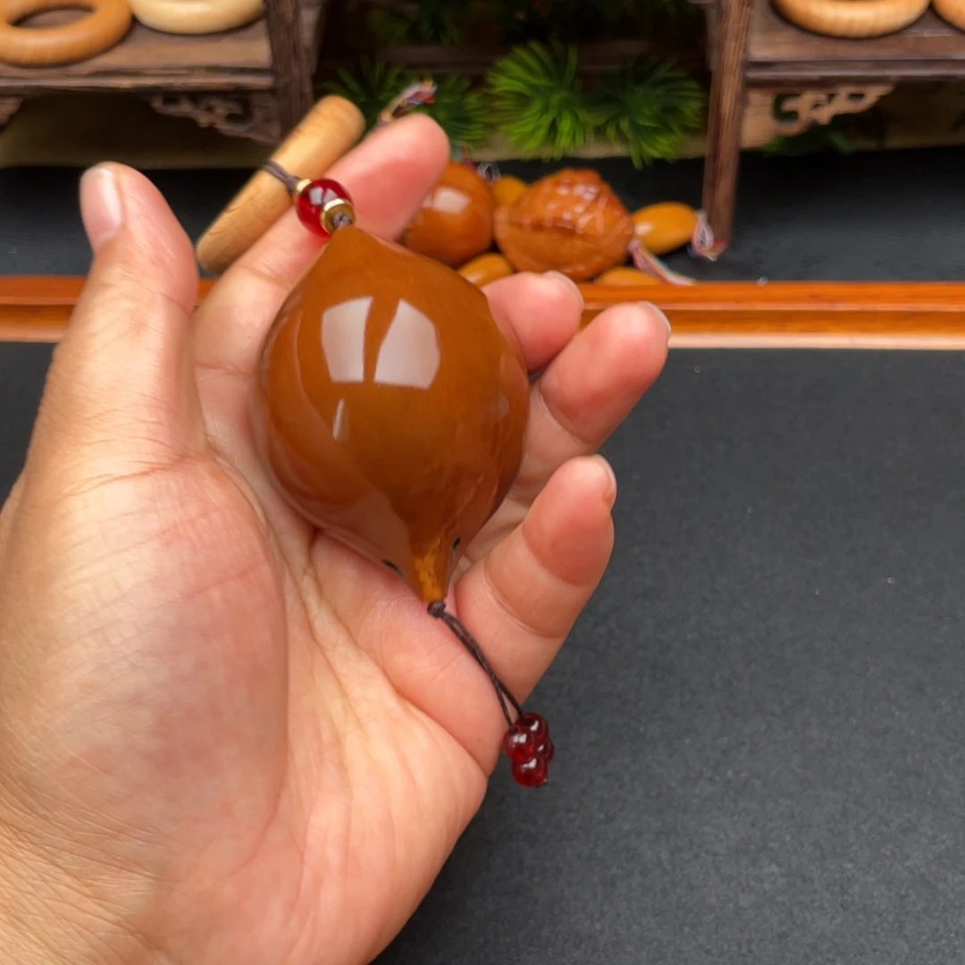 橄榄核吊坠一线天43穿配