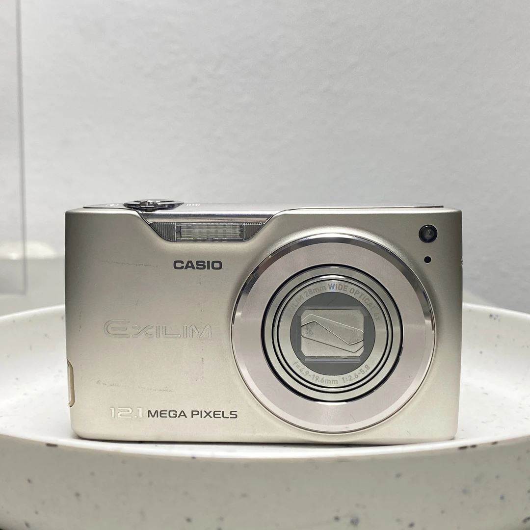 9新 Casio/卡西欧 卡西欧z450带原盒有美颜1200万像素4倍变焦ccd