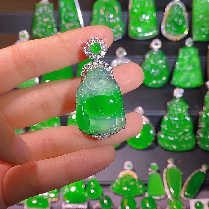 翡翠银S925镶嵌颈饰是