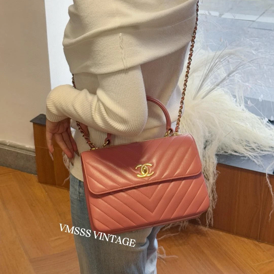 99新 Chanel/香奈儿 V纹西瓜红羊皮淡金扣单肩包/87441