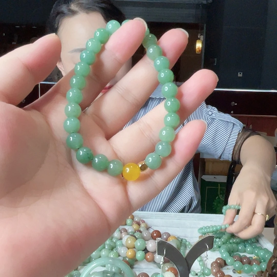 密玉（石英质玉）未镶嵌颈饰