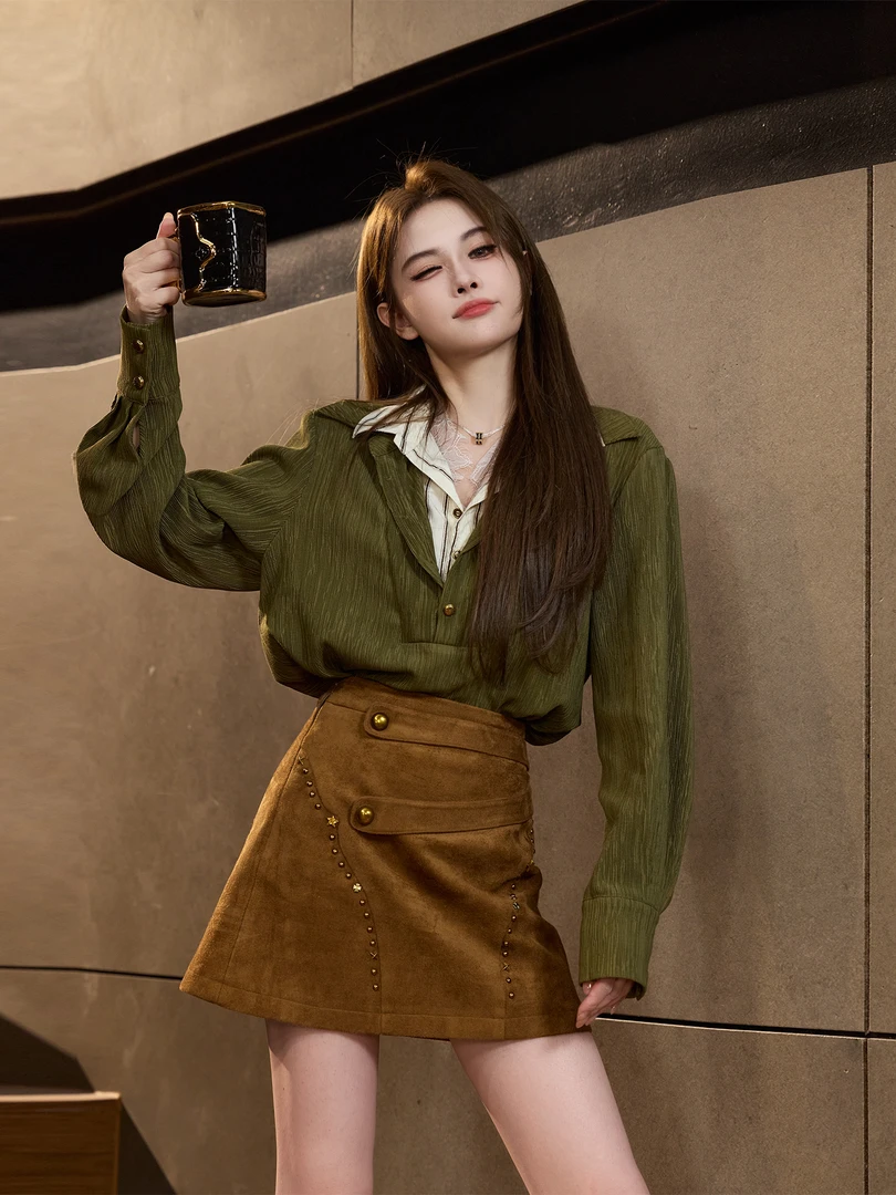 法式复古假两件衬衫女2025秋季长袖宽松上衣减龄穿搭显瘦绿色衬衣