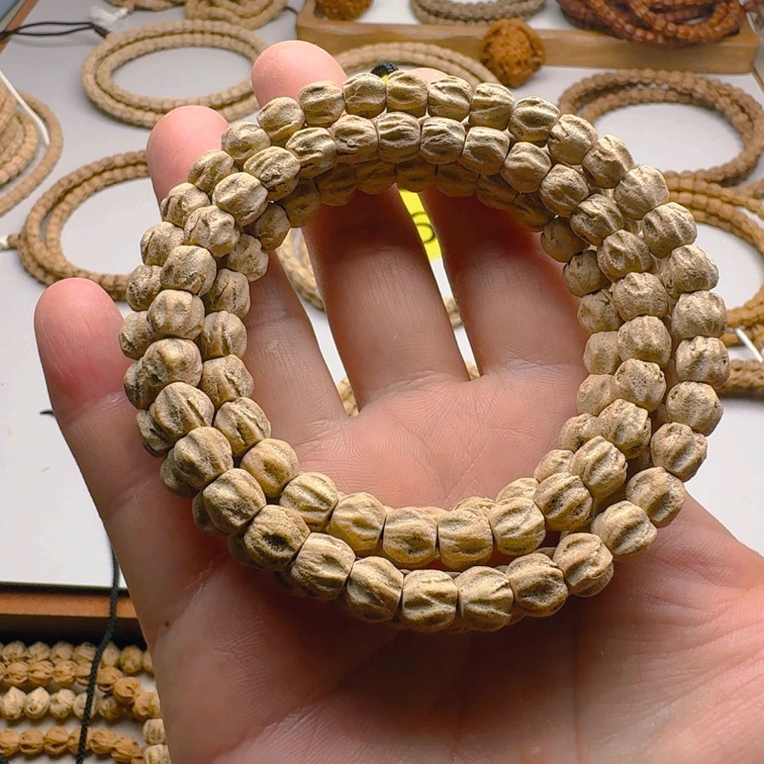 柏香籽/百香籽吊坠M**M