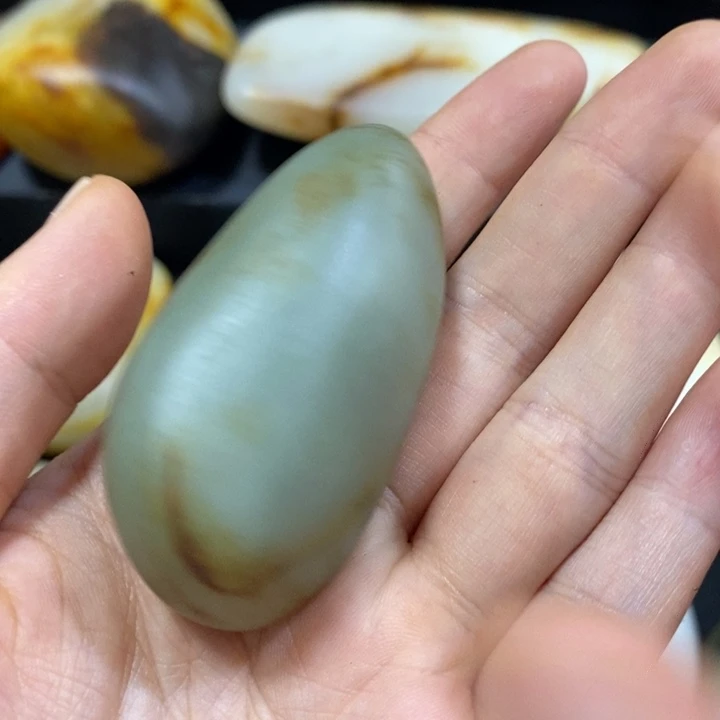 和田玉（糖玉）未镶嵌挂件