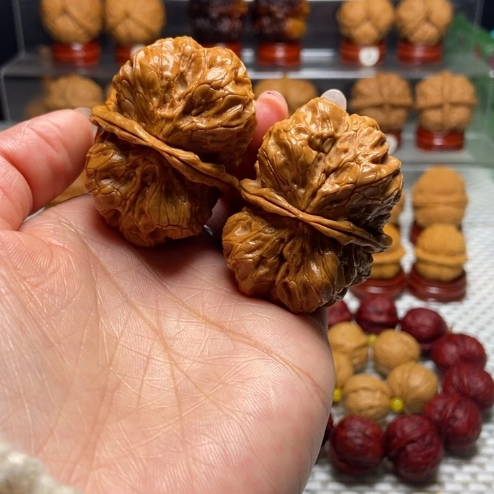 把件文玩核桃19磐石鬼脸