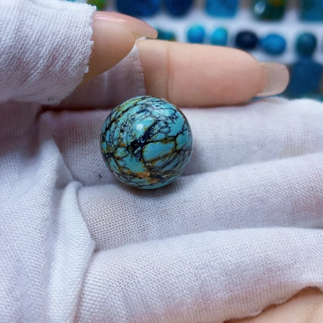 绿松石未镶嵌饰品