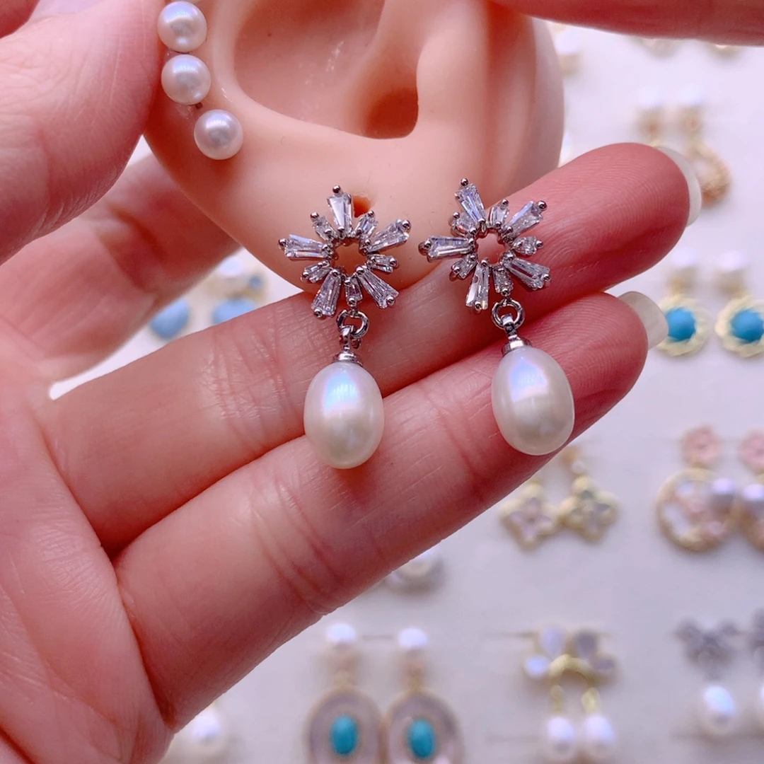 淡水珍珠合金耳饰