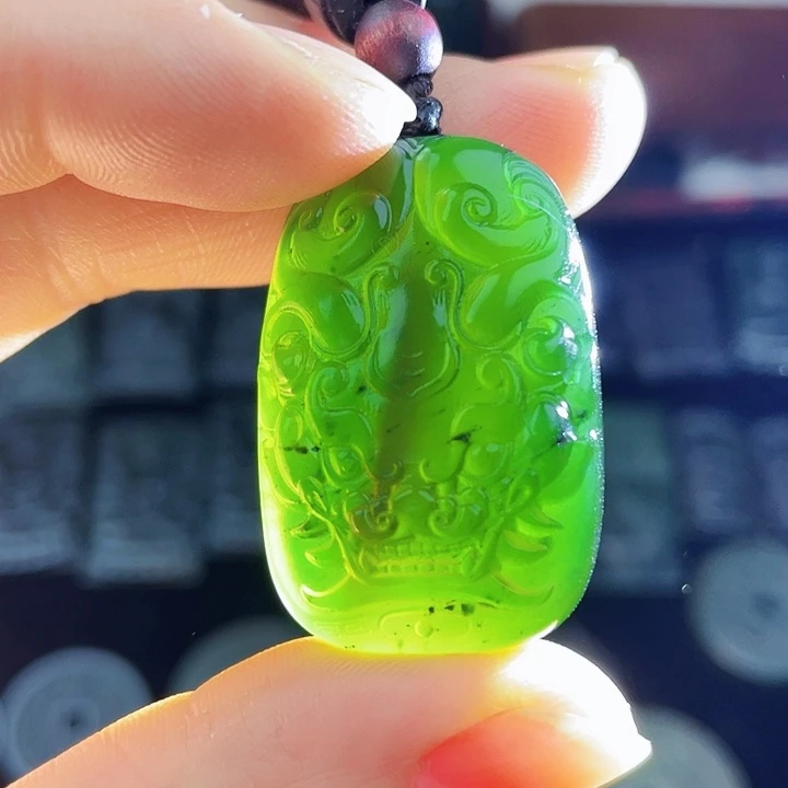 蛇纹石玉未镶嵌挂件