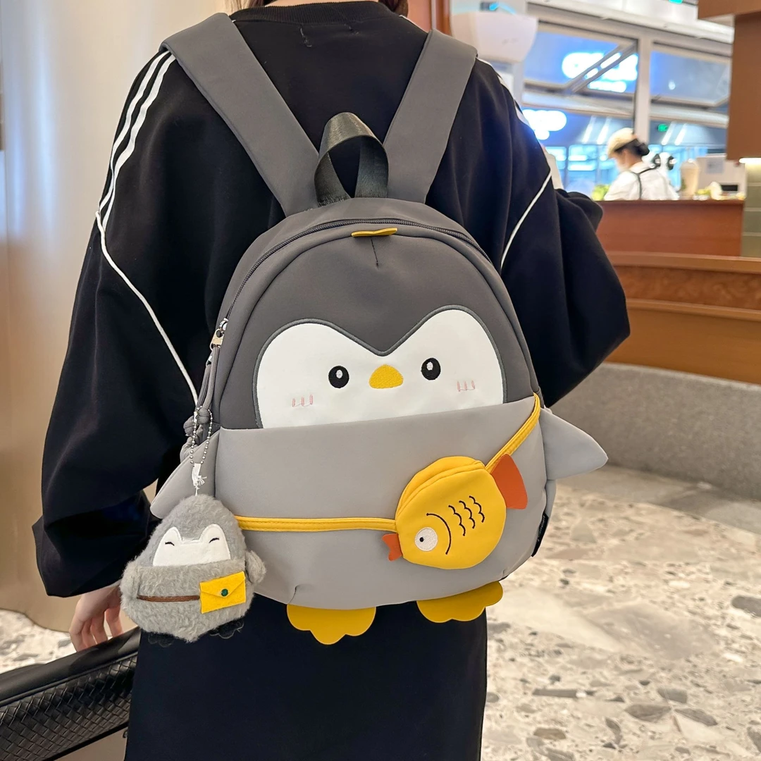 mingdiandian迷你可爱卡通双肩包2025新款包包女软妹企鹅学生背包