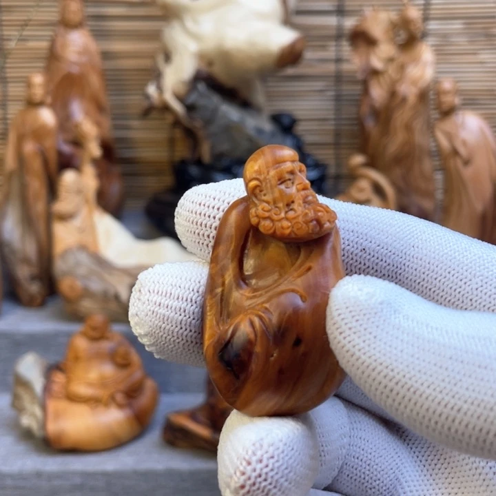 柏木（崖柏）崖柏根雕