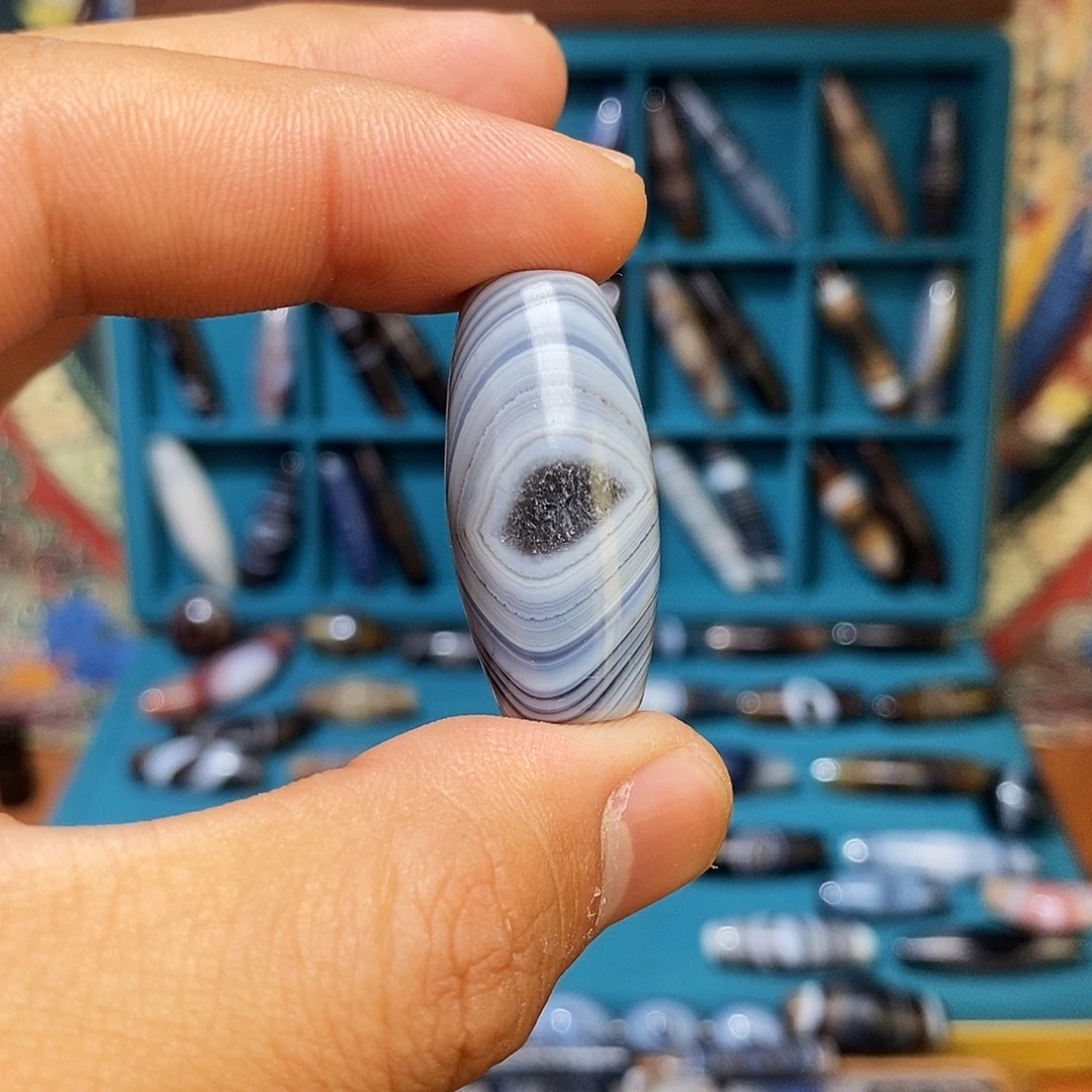 玛瑙/玉髓未镶嵌吊坠(赠链)