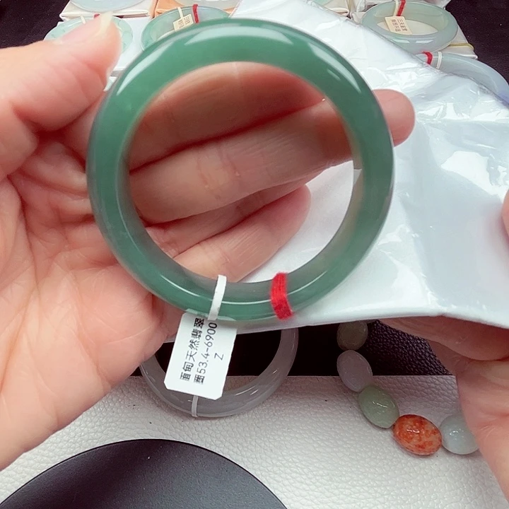 *****翡翠未镶嵌手镯天然缅甸翡翠