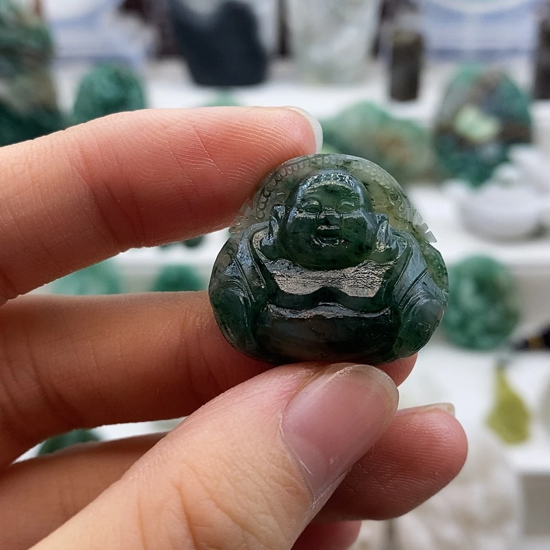 独山玉未镶嵌颈饰