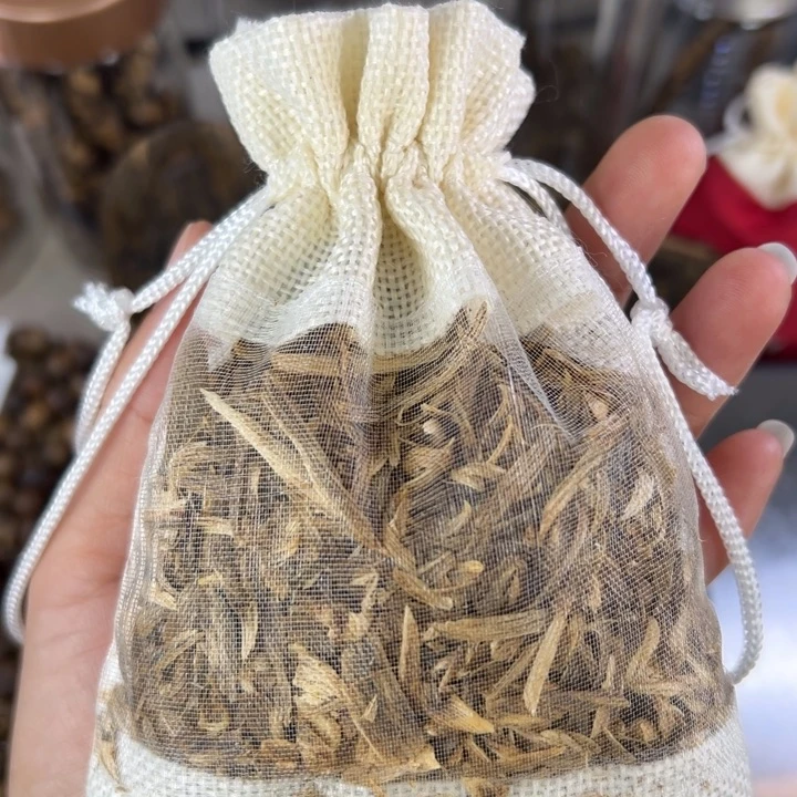 沉香碎屑沉香奇楠沉香香包