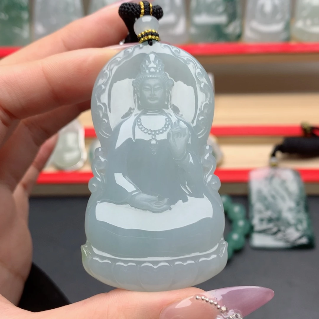 翡翠未镶嵌颈饰素衣观音