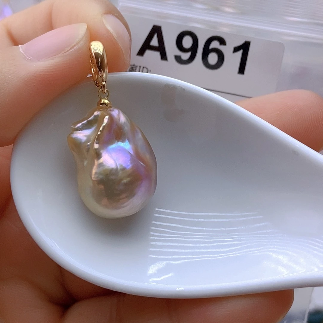 未镶嵌淡水珍珠颈饰