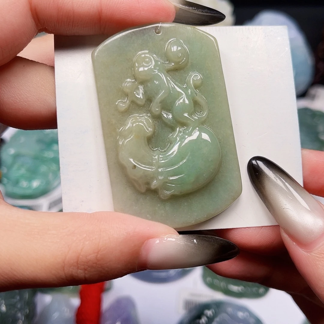 翡翠未镶嵌颈饰天然