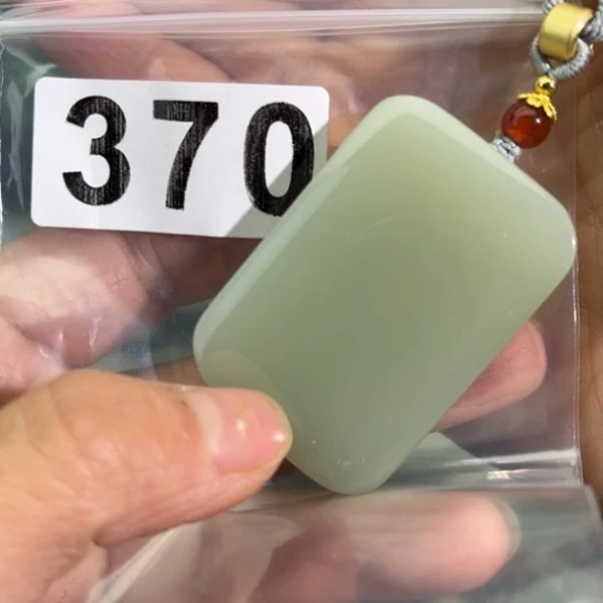 和田玉未镶嵌珠宝半成品