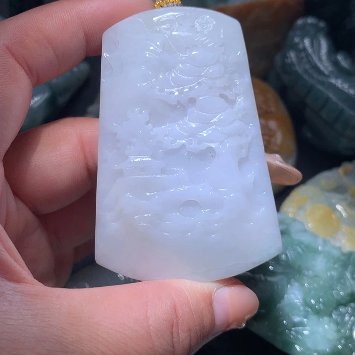翡翠未镶嵌颈饰保真天然A货翡翠