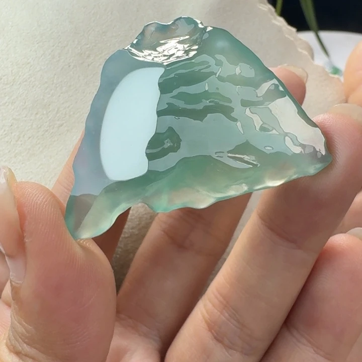 定制翡翠未镶嵌翡翠