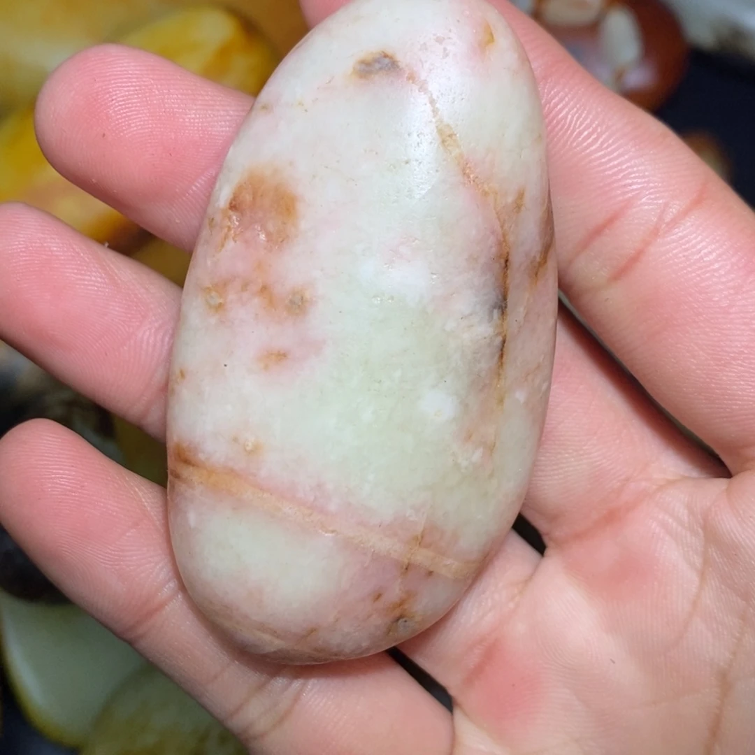 和田玉未镶嵌珠宝奇石