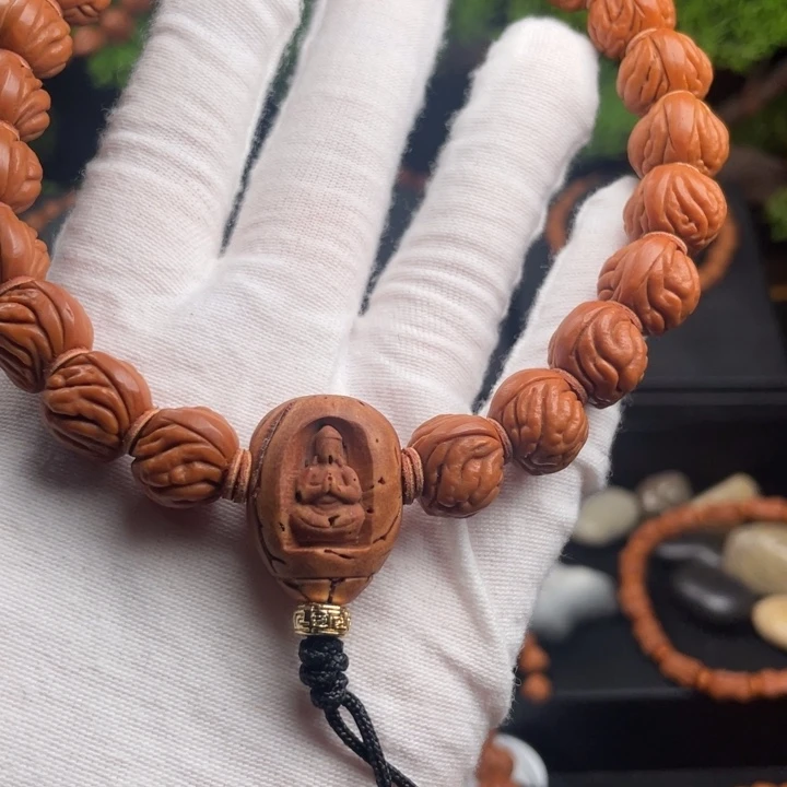 吊坠桃核精品小凤羽