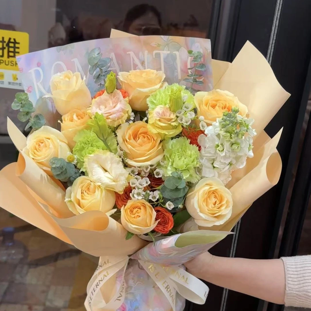香槟橙芭比绿康花束19支绿玫瑰