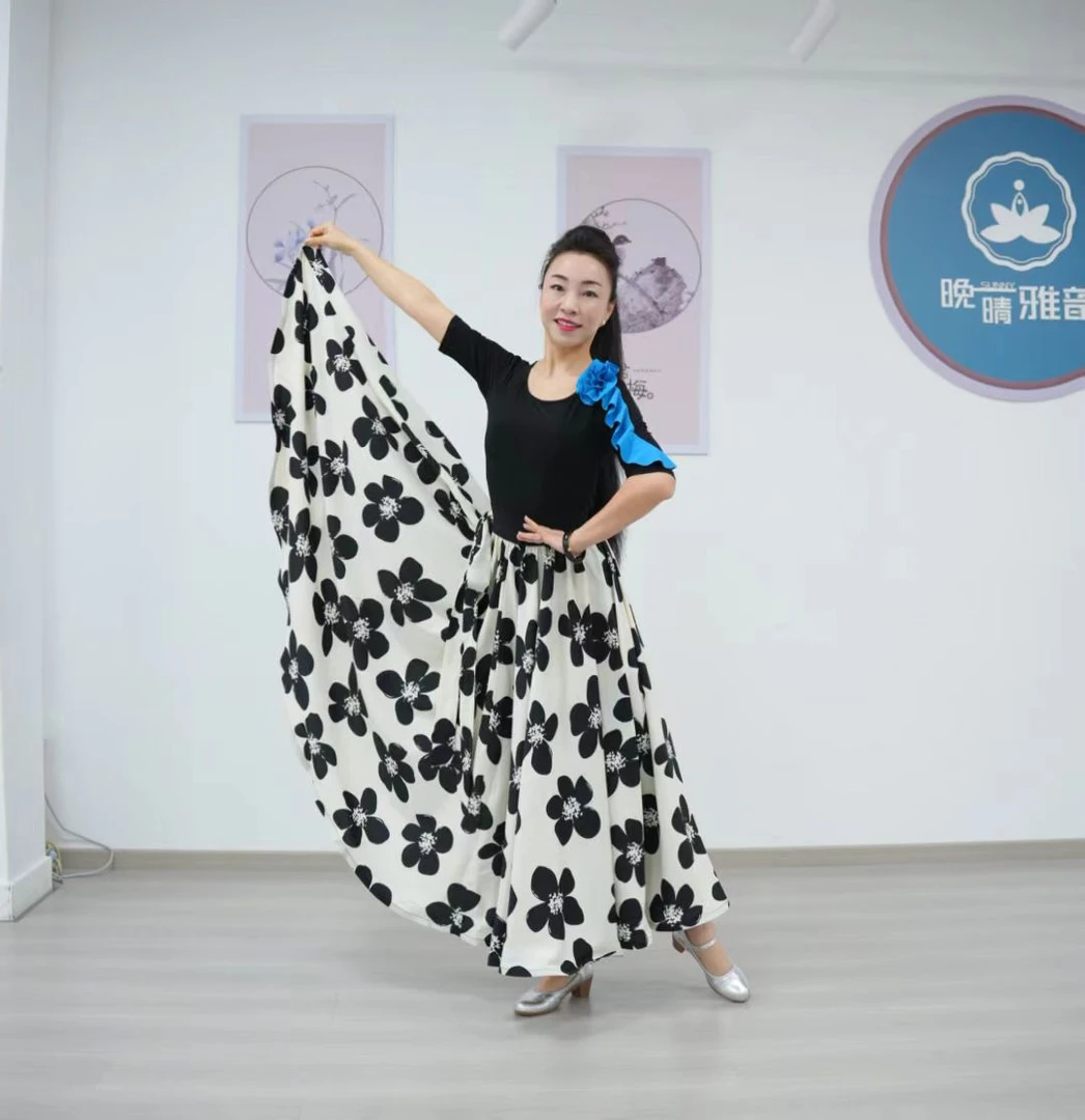 华丝格【无领带】新潮点帕斯黑白花大摆夏季长款半身裙碎花G裙子