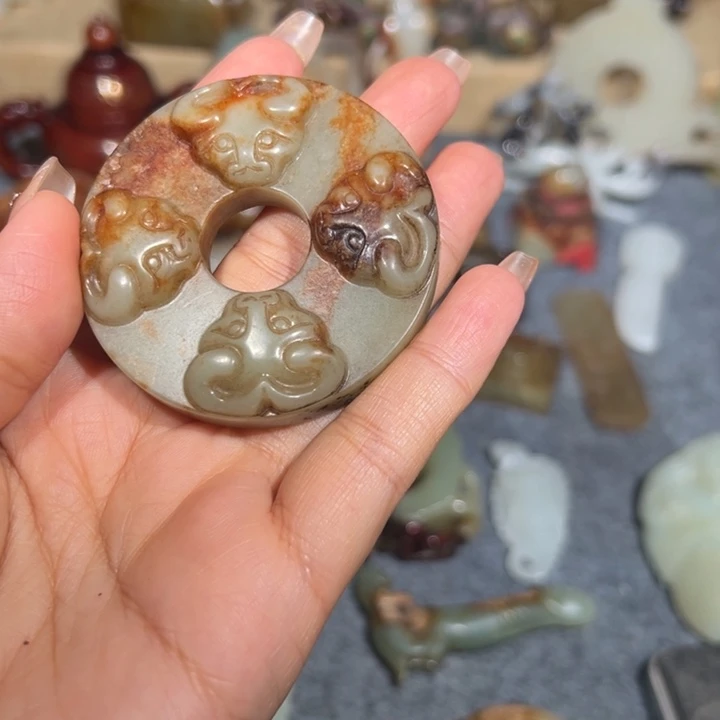 G***技和田玉未镶嵌挂件