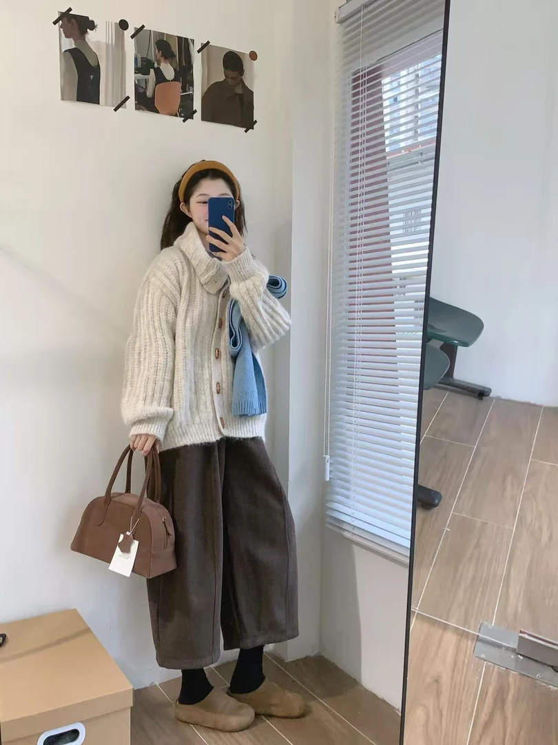 2025秋冬新款韩系复古牛角扣大翻领毛衣外套高腰显瘦阔腿裤两件套