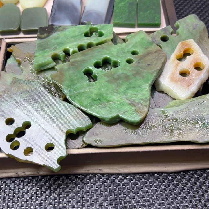 未镶嵌和田玉（糖玉）珠宝半成品
