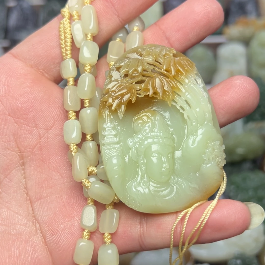 墨***青和田玉未镶嵌挂件