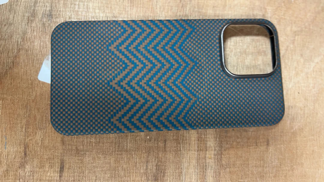 【瑕疵福利款】凯夫拉芳纶纤维手机 编号B108