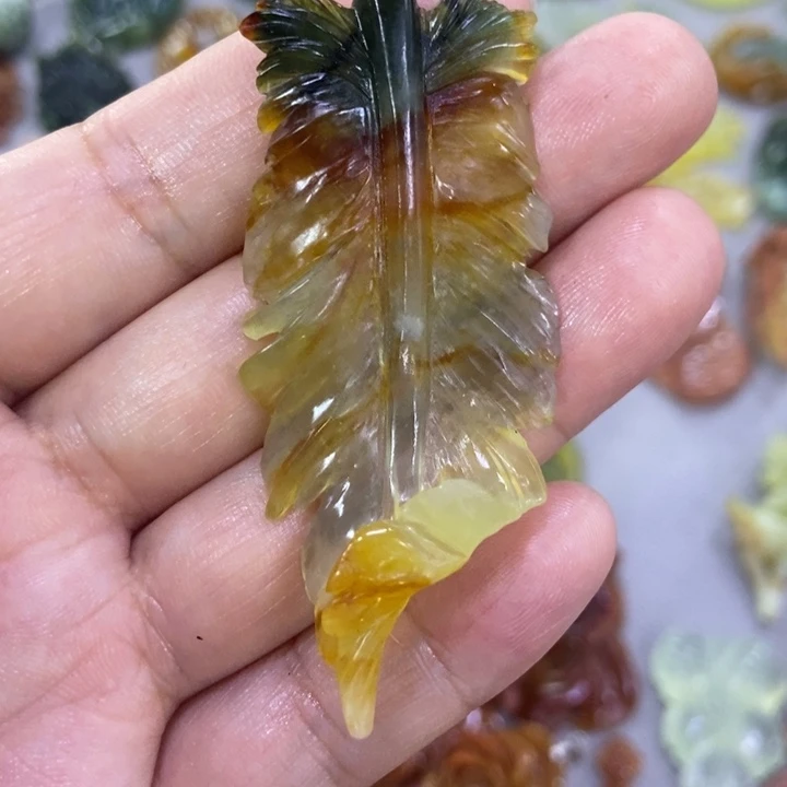 蛇纹石玉未镶嵌挂件