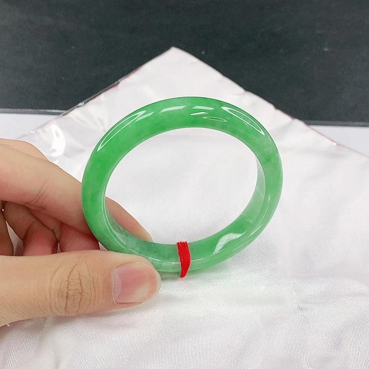 翡翠未镶嵌手镯圈55.4。14066