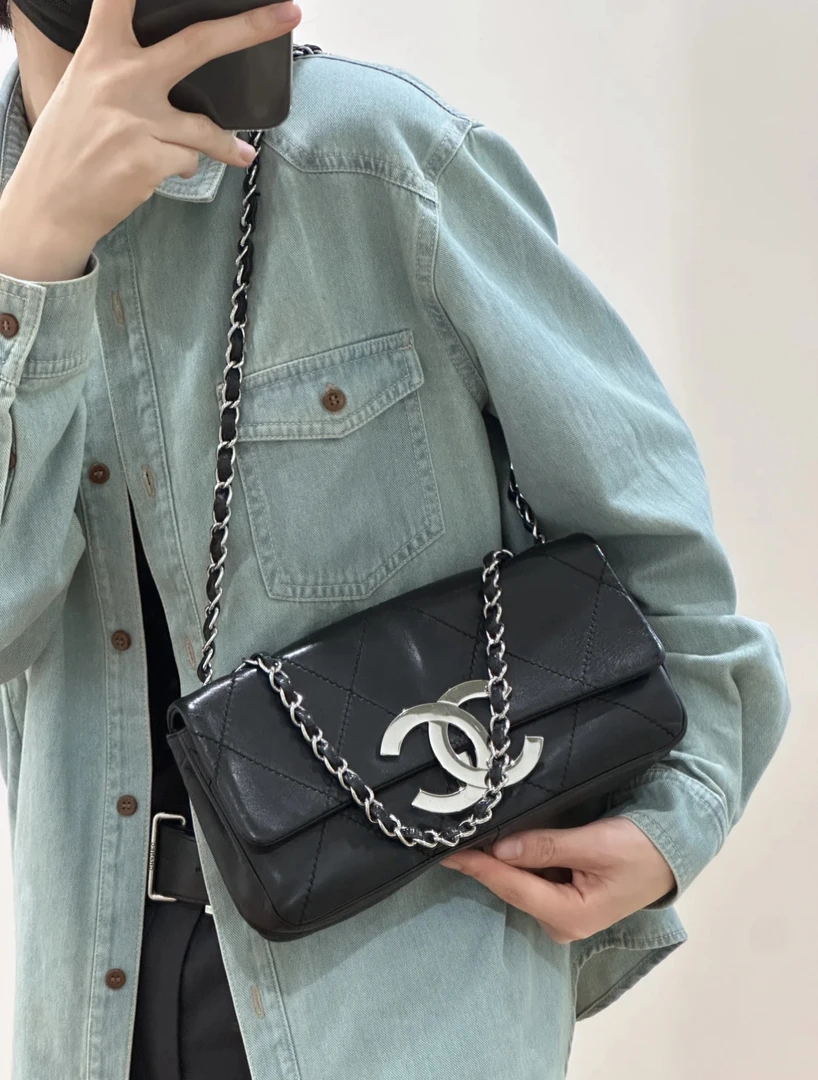 95新 Chanel/香奈儿 四月中古-黑银大logo搭扣cf 卡标齐 9开 95新