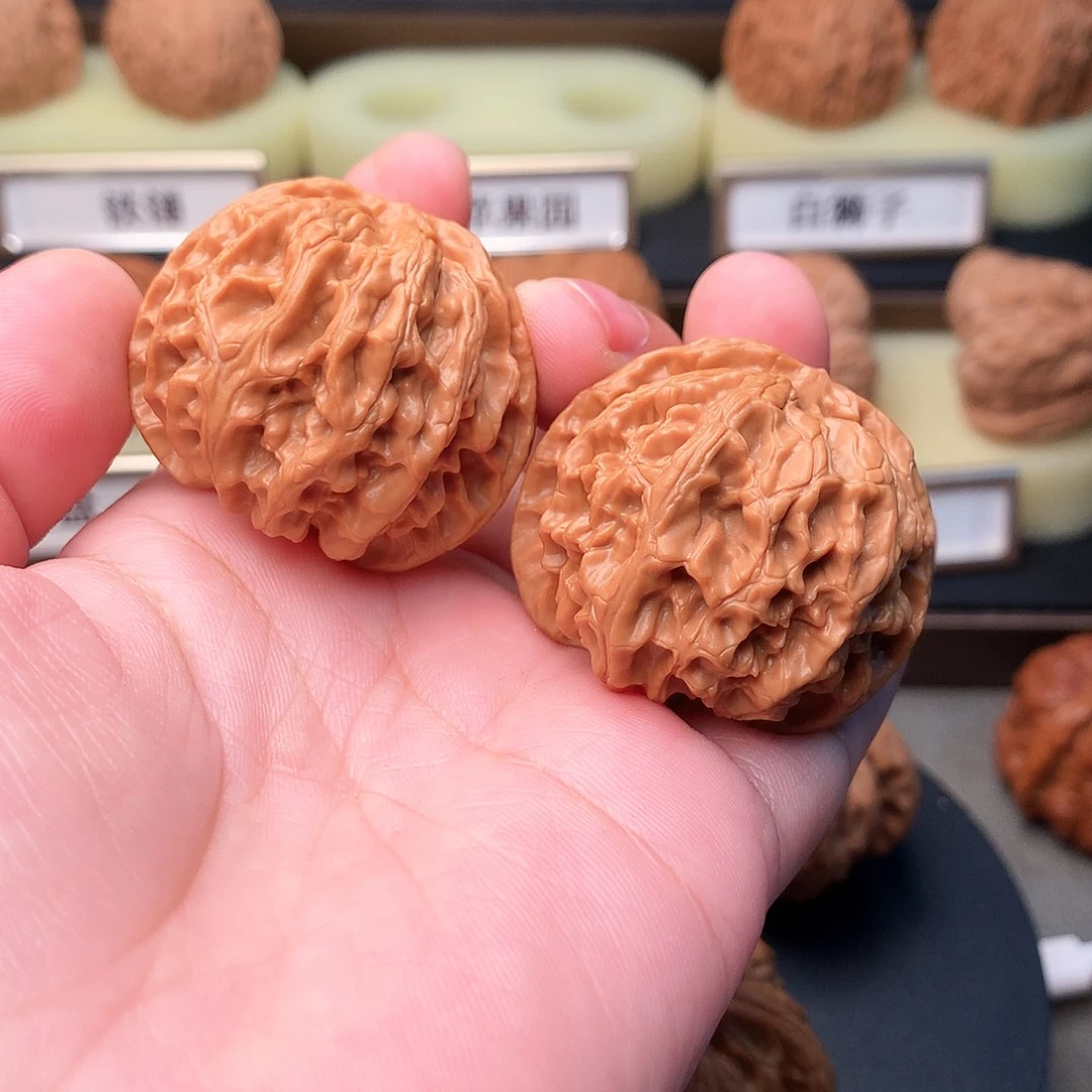 文玩核桃吊坠21号苹果园38