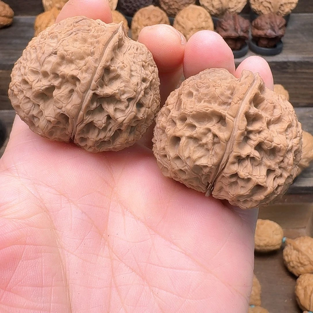 文玩核桃吊坠6古树纹元宝40尺寸特价不退换