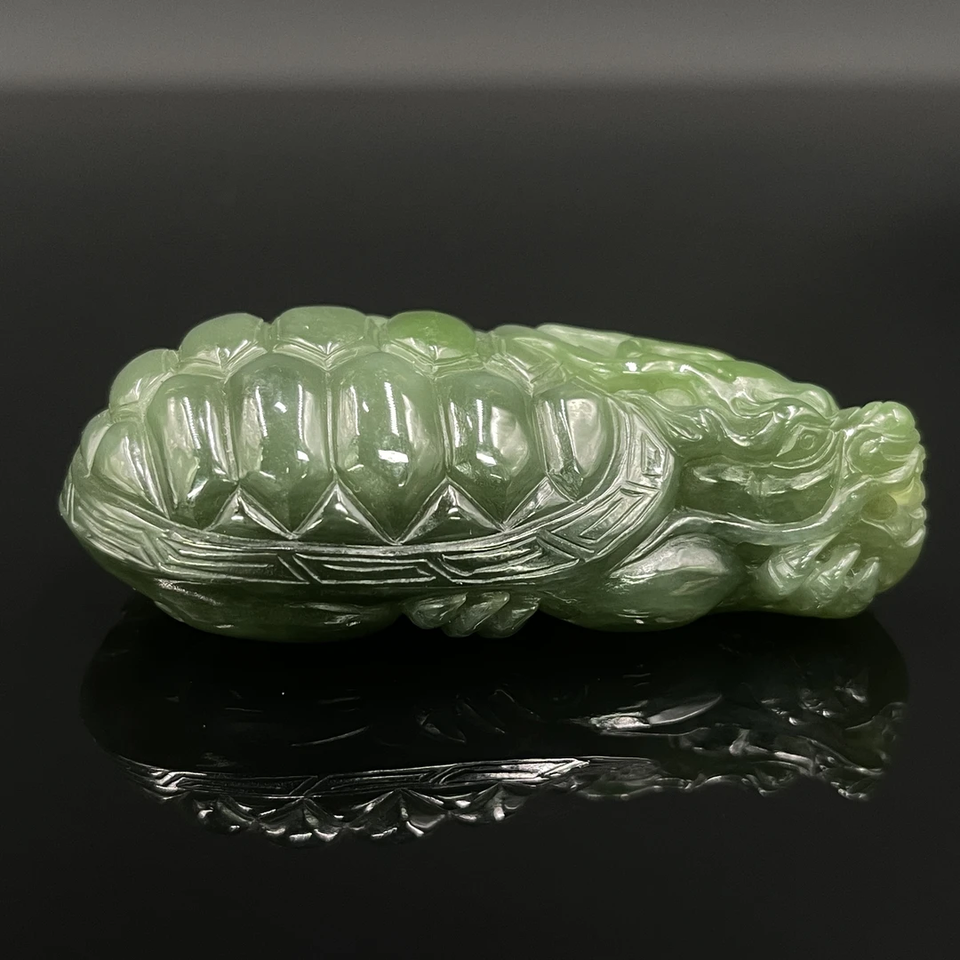 0102GY8661和田玉把件