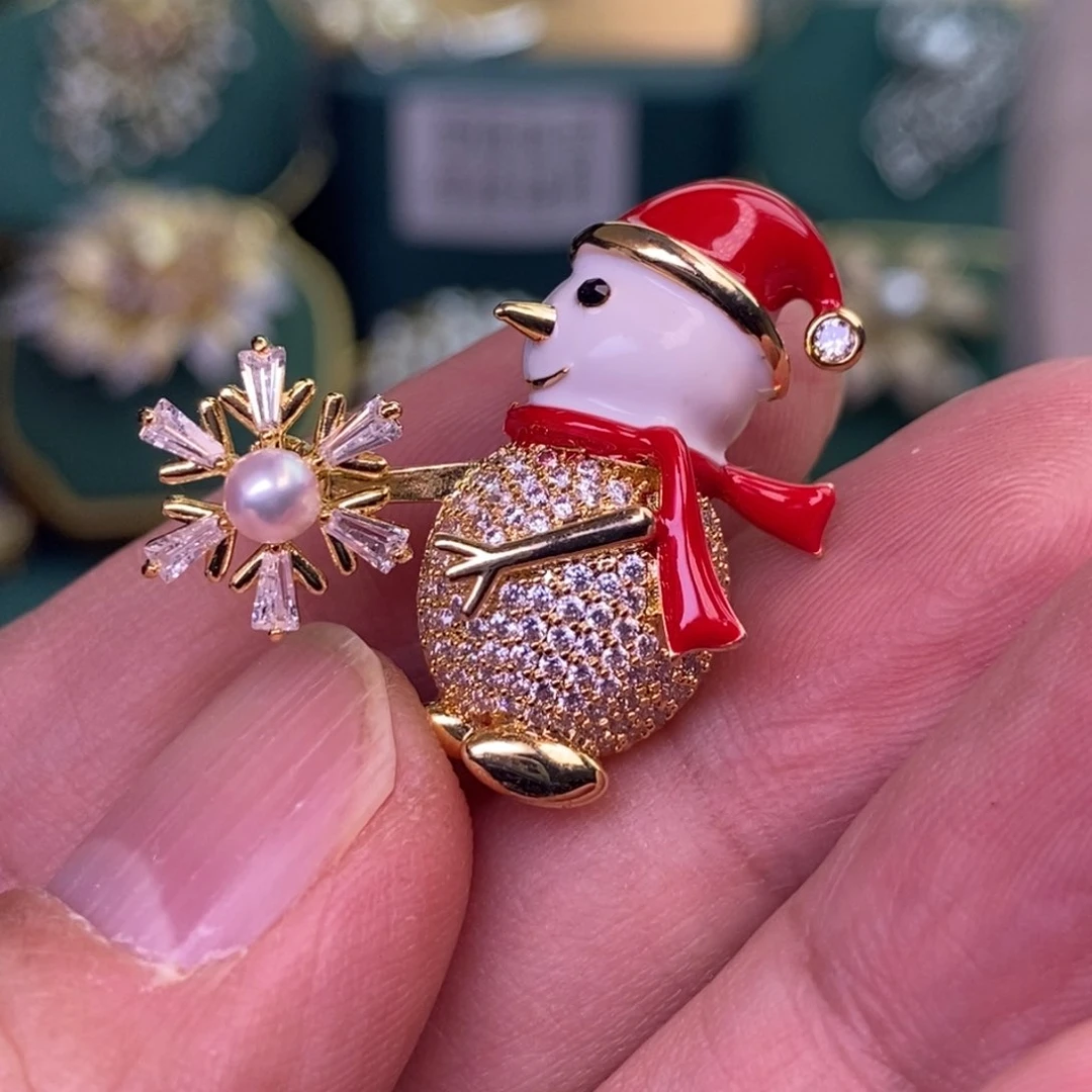 未镶嵌胸饰海水珍珠