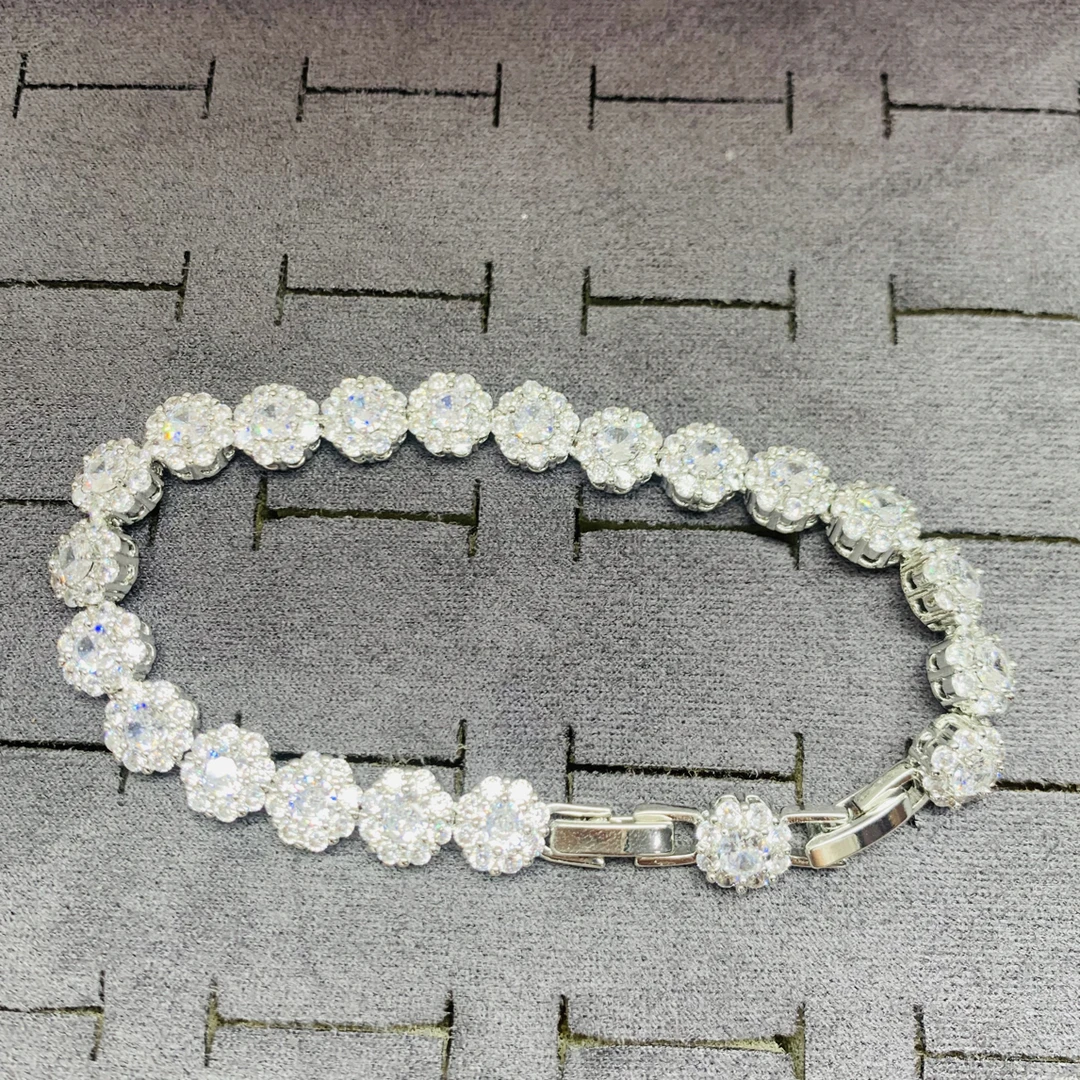 铜合金合成锆石手链 精美百搭重工经典白色花朵手链873