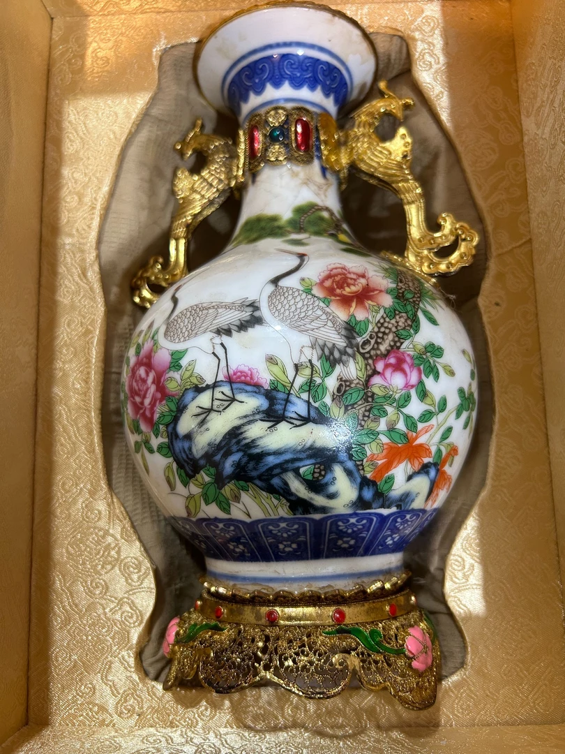 双耳鹤瓶鎏J摆件一套